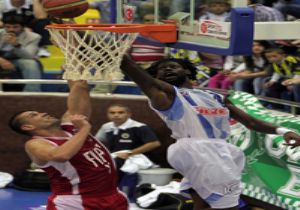 Basketbolda heyecan dorukta